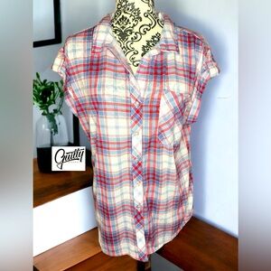 GUILTY Women’s Soft Sleeveless Plaid Shirt- Large
